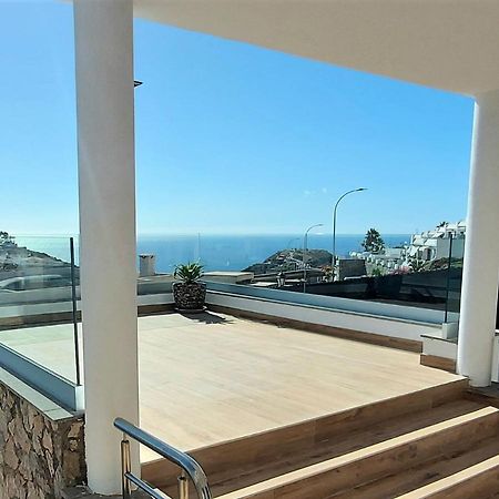 Villa Playa Amadores - Luxury Villa With Heated Pool Puerto Rico  Exterior foto